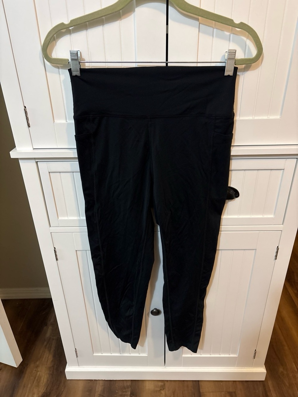 Danskin Black High Rise Side Pocket Leggings Large Yoga Pilates Hiking